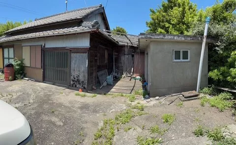 Komatsushima City, Wadajima Town, Azatomi (Awa-Akaishi Station), single-story building, 3DK