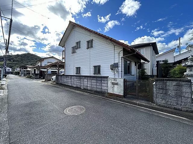 Used single-family home in Okayama City, Minami Ward, Uematsu
