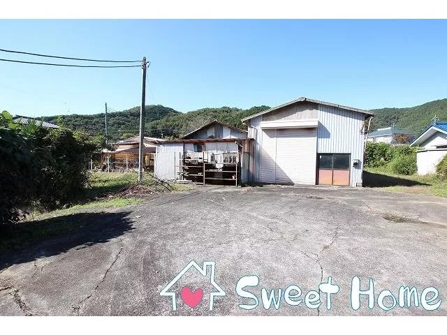 ◆ Workshop in Kawauchi Town 5-chome ♪ ◆ Approximately 202 tsubo of land ♪ ◆ Space for 3 cars available ♪