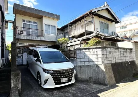 Miyoshi City, Ikeda-cho Machi (Awa-Ikeda Station), 2-story, 9DK