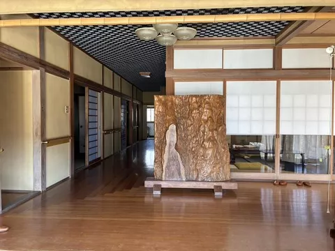 Katsuyama City, Kitago Town, Shihihara (Kobunato Station) 2-story building 10DK