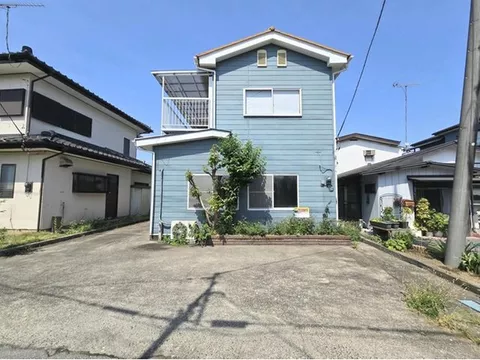 Immediate response available! A property with many windows and good sunlight♪ The surrounding environment is well-equipped!