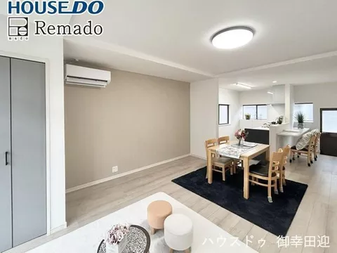 Available for viewing today. Contract bonus of 60,000 yen, no down payment, RF completed, Miyuki Elementary, with garden, parking for 2 cars available.