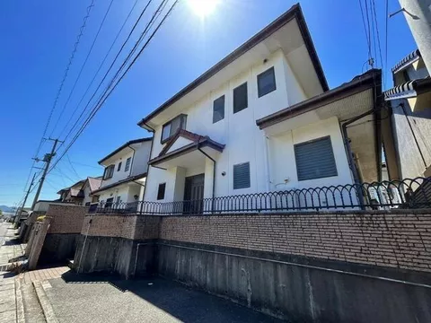 Niihama City, Kamiazuma Town (Niihama Station) 2-story 4LDK