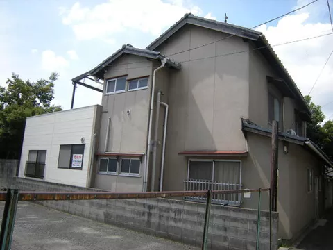 Okayama City, Naka Ward, Sakurabashi 2-chome (Seikibashi Station) 2-story building 7LDK