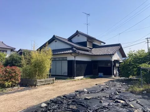 Nishijo City Kawaratsu (Iyo-Komatsu Station) 2-story 5DK
