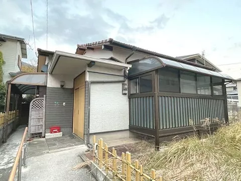 Popular single-story house where you can enjoy gardening and home farming!