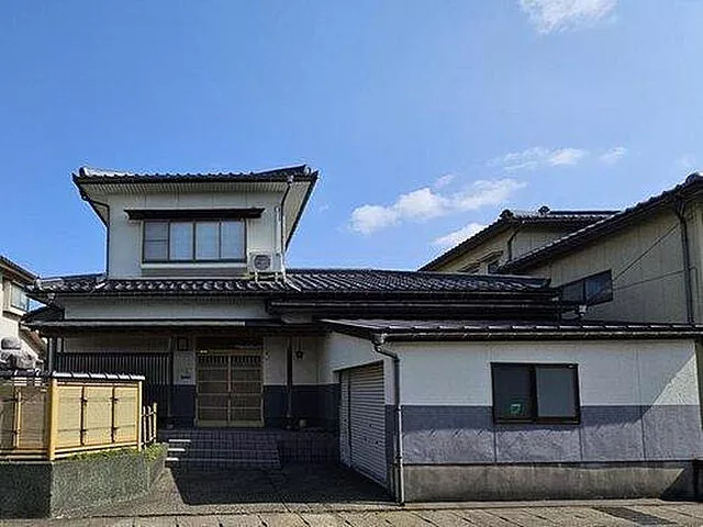 Used single-family home, 13 minutes on foot from JR Himi Line Nomachi Station