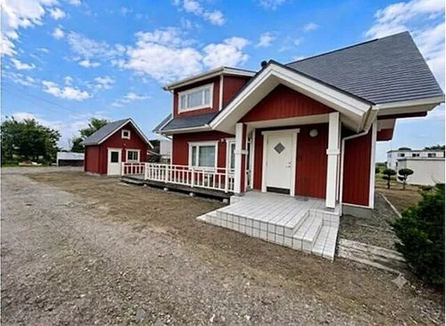 Used single-family home Fujita