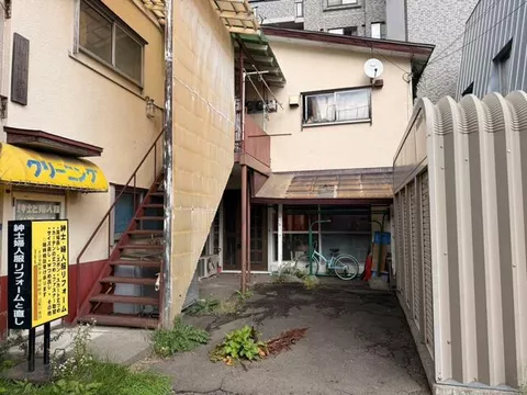 Sapporo City, Toyohira Ward, Hiragishi 2-jo 12-chome (Minami Hiragishi Station) 2-story 5DK
