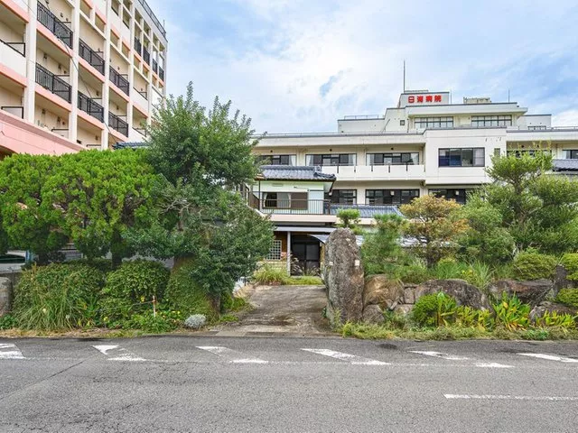 ◆ 2 minutes on foot from Kurosaki bus stop, flat land ◆ Parking for 3 cars ◆ Good view, close to the sea ◆ Site area