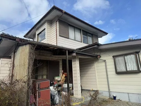 Sekiya, Nasushiobara-shi, Kanagawa (Nishinasuno Sta.) 2F 7DK

2.5 million yen