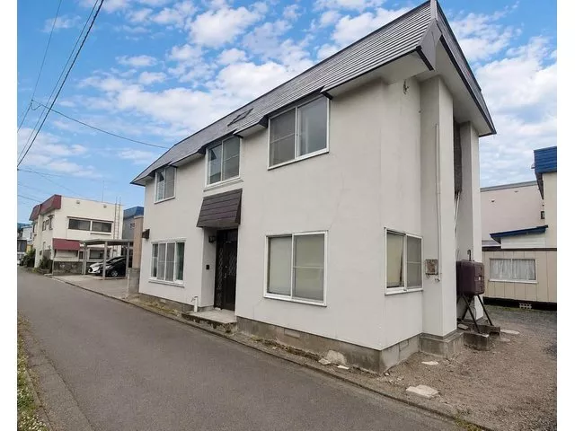 <Gouhoku 1-chome> Perfect for families with children, close to elementary and middle schools♪