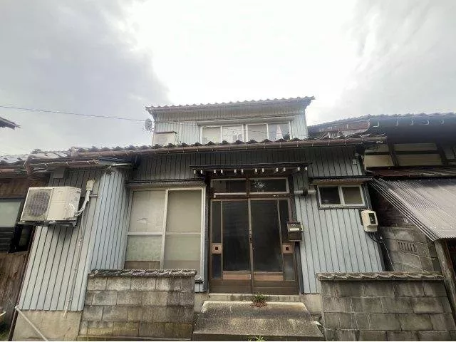 Ebie 1.5 million yen