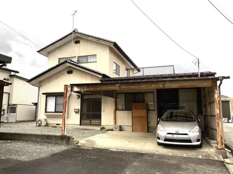 Price revision on 6/16! A detached house for sale with a workshop in Okabe, Fukushima City, in the Okayama Elementary and Fukushima Third Junior High area.