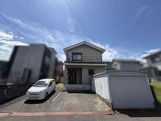 Used single-family home 4.8 km from JR Kansai Main Line Idagawa Station