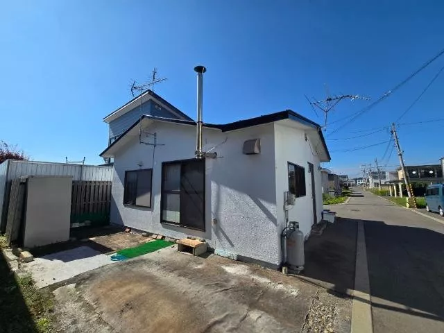 A comfortable single-story used house that fulfills a pleasant living in Minamisuzuranmin, Otofuke Town has appeared.