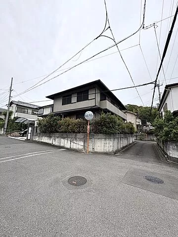 Used single-family home in Kishigawa-cho Nagayama
