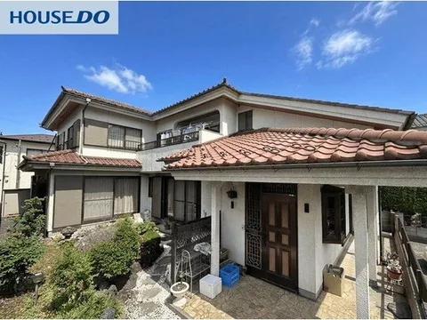 A 7-minute walk to Sato Yoshikou Elementary School, a safe location even with children, and plenty of sunlight♪