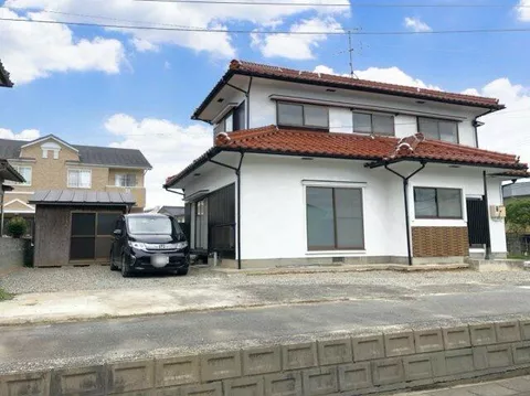 Tottori-shi, Tottori Kozan-cho Minami 3-chome (Kozan station) 2F 4DK

14,800,000 yen
