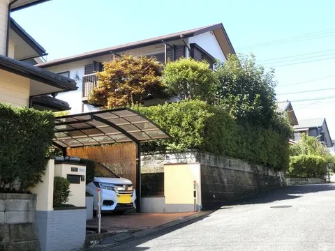 ●Good sunlight and lighting from the south with a height of 1.6m higher than the southern neighboring land● Only in this block within Musashidai