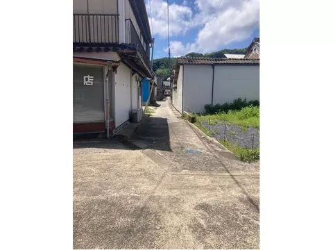 A single-story house in a quiet residential area♪ Toilet, tatami mat replacement, and porch flooring have been renovated♪ - Image 2