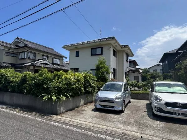 Nishikawachi, Misumi Town, Hamada City (Miho Misumi Station) 2F 4LDK

9,000,000 yen