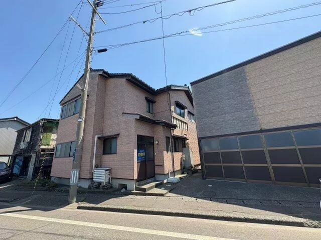 Joetsu City, Chuo 5-chome (Naoetsu Station) 2-story building 6DK