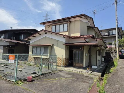 Takayama City, Asahigaoka Town (Kameida Station), 2-story, 6DK