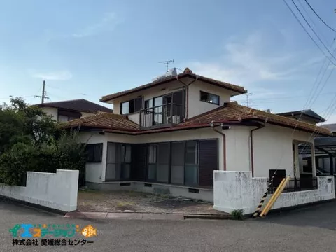 Niihama-shi, Niihama Takihama 5-chome (Takihama station) 2F 5LDK

5.3 million yen