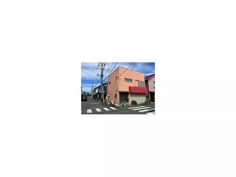 Ideal for shops, studios, or garage houses. Free renovation estimates available!