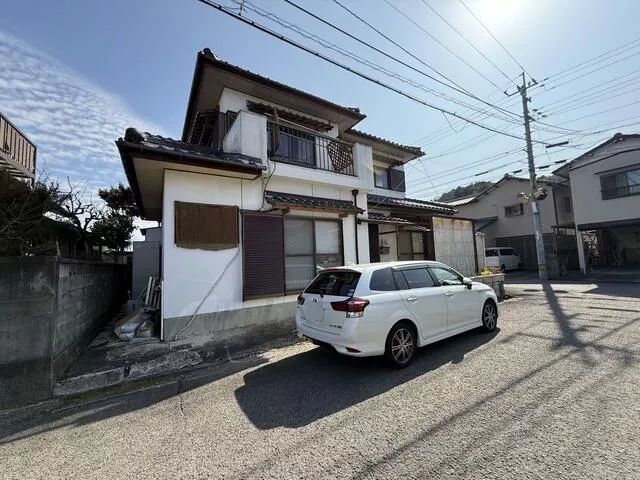 Yoshinogawa-shi, Yoshinogawa Kamojima-cho Iio (Kamojima Sta.) 2F 4DK

2.6 million yen