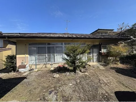 Izunono (Chino Station) 10 million yen