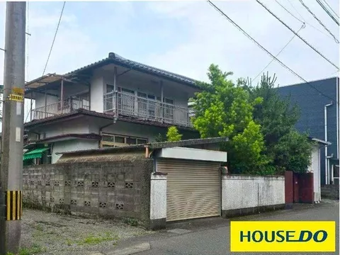 2-minute walk from Takeda Park! A spacious 7DK+S for a comfortable living.