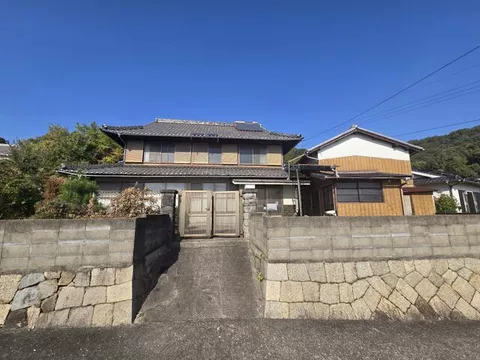 Kasaoka City Oshima Naka 2-story 9SLDK