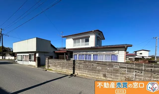Neriugi, Misato-machi, Toda-gun, Aza 21 （Wakudani Stn.） 2F 5DK

2,980,000 yen