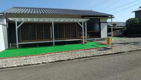 Tokushima City, Niihama-cho 4-chome (Nikenya Station) Single-story building 4DK