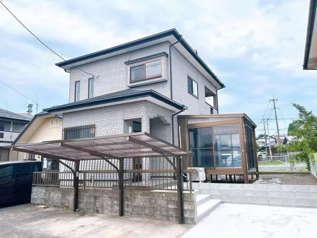 [Open House Held] [Interior and Exterior Renovation Completed] Garden space available. Southwest-facing road for sunlight