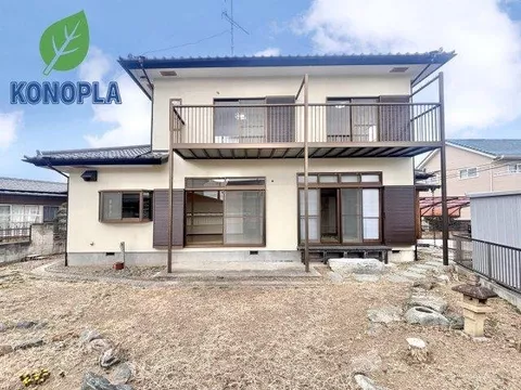 Renovation of interior and exterior completed in R7☆■Good sunlight■Parking for 2 cars in tandem■Excellent living environment◎