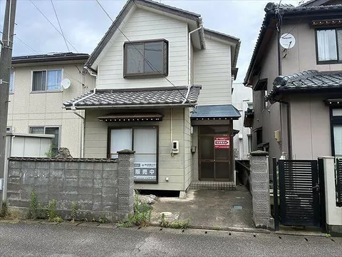Niigata City, Nishi Ward, Urayama 3-chome (Aoyama Station) 2-story building 4SDK