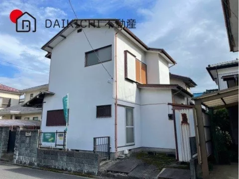 Southwest-facing with two sides of sunlight, good sunlight and ventilation! All rooms have storage for a tidy living environment♪