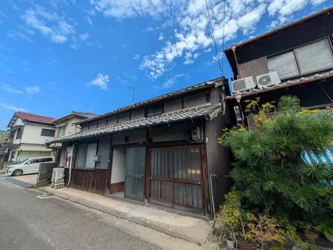 Kanonji City, Minato Town 2-chome (Kanonji Station) Single-story 6DK