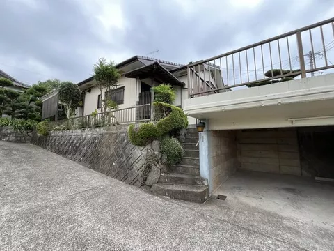 A detached house that can be used as a "home" and as a "future asset"!