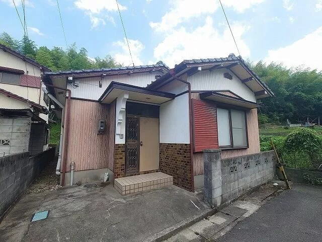 Naruto City, Kitatanacho, Kushiki, Nakada (Kyokumae Station) Single-story building 3DK