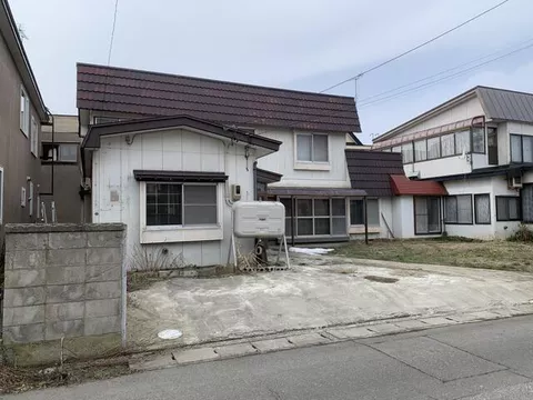 Aomori-shi, Aomori 4-Namidate-maeda, 2F, 5SLDK

6.1 million yen