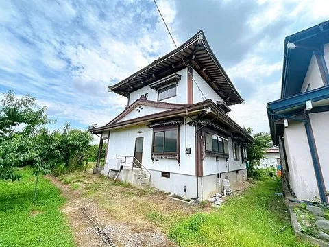 Used single-family home in Higashine City, Oaza Nagaguchi, house