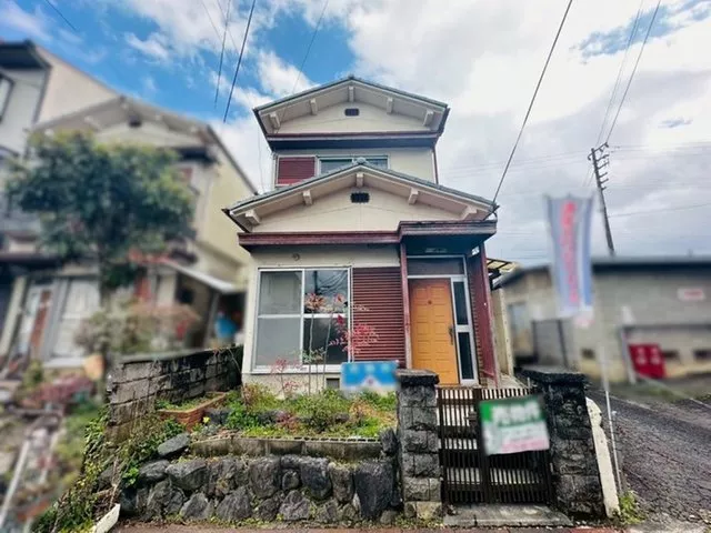 ◆About 6 minutes on foot to the nearest "Kizu" Station, convenient location for commuting and schooling♪