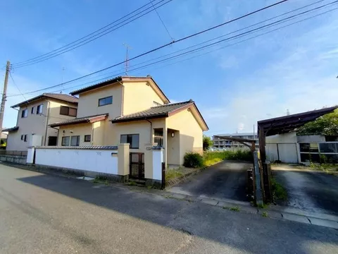 Izumimachi Takijiri Aza Rokumaichi (Izumi Station) 1.5 million yen