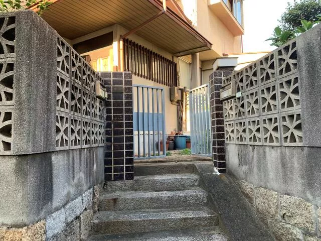 Kure City, Hondori 8-chome (Kure Station) 2-story 10DK