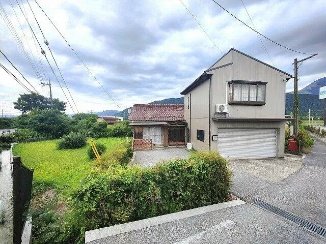 Maibara City, Muraida (Omi-Nagaoka Station) 2-story building 6DK
